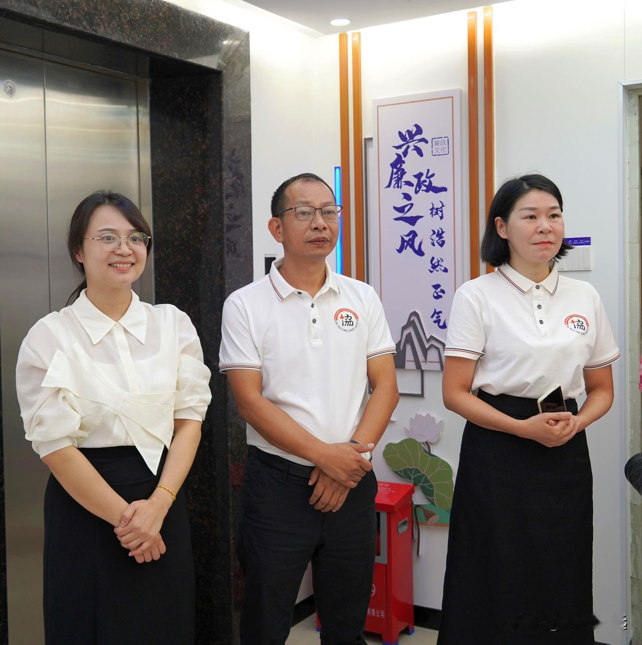 为加强清城区个体劳动者私营企业协会与清远市律师协会的交流和合作，共同助力清城区个