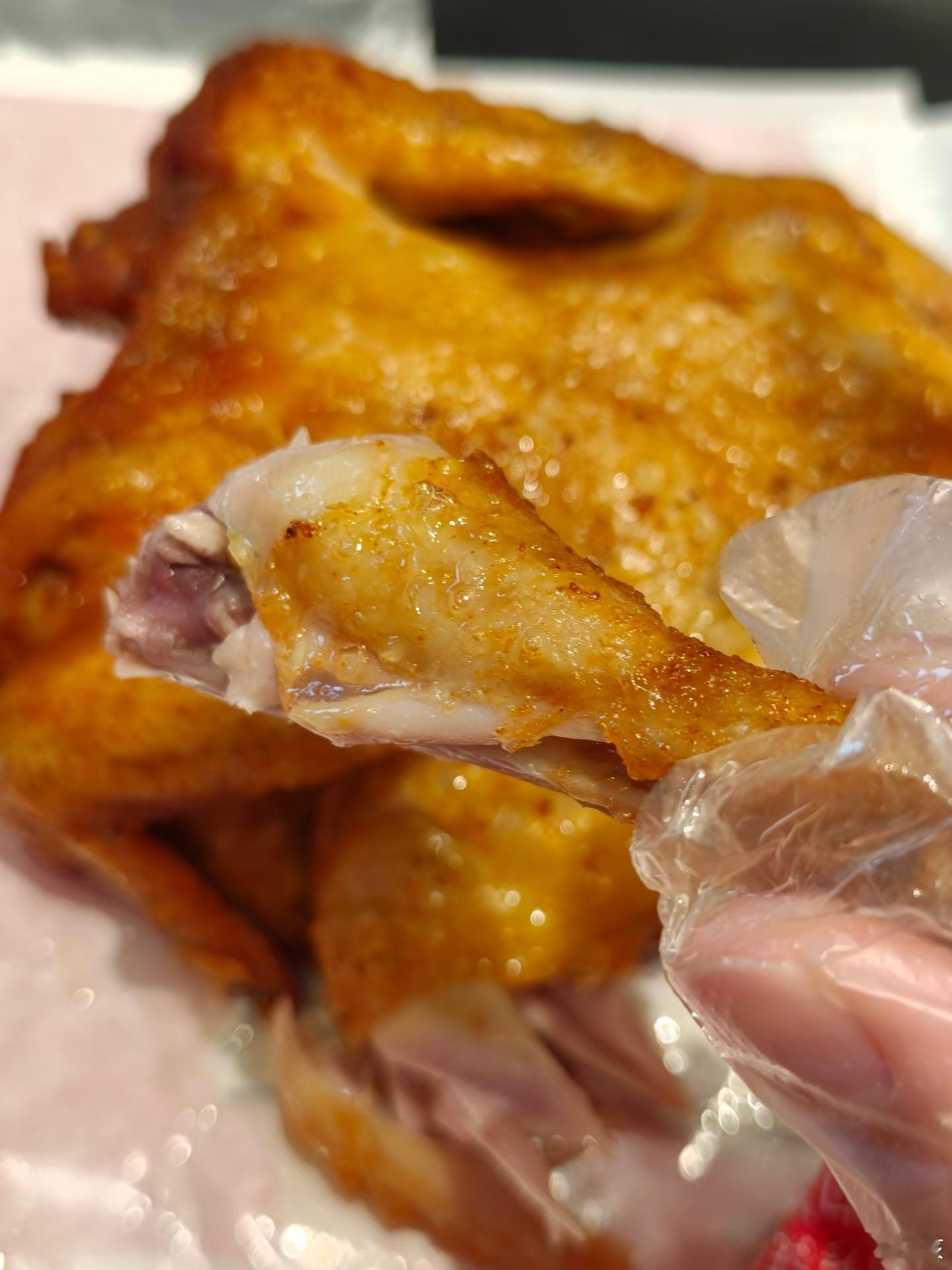 减脂期误食了8个鸡腿小看自己了，我可以误食一只鸡我可以吃一只完整的烤鸡，你们可以