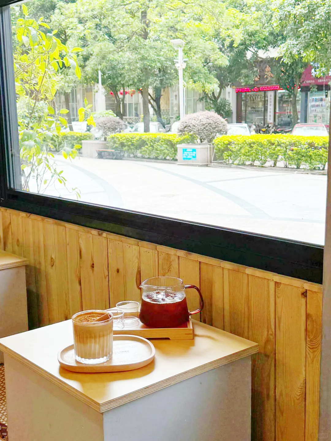 日系咖啡店，仿佛走进日剧中