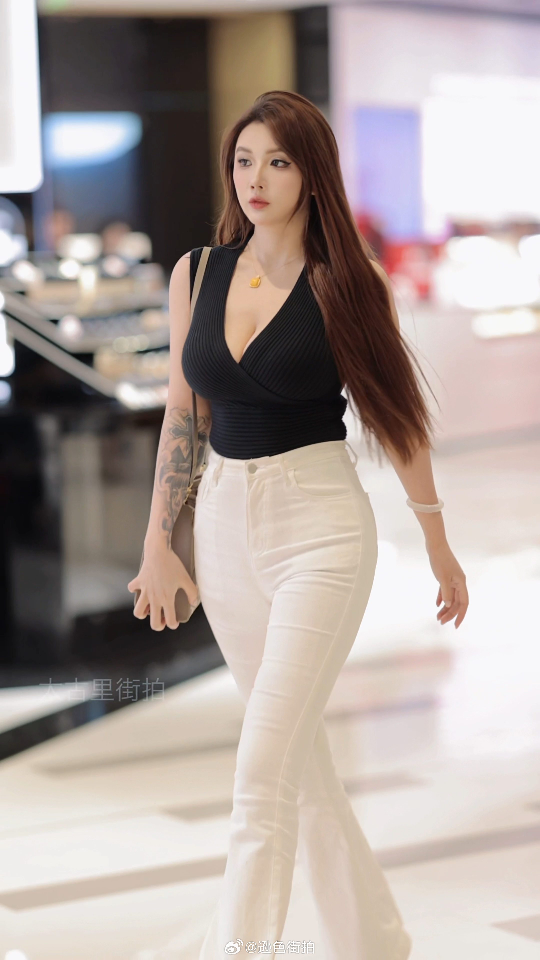 【成都街拍】你会爱上哪个小姐姐？丨摄影拍照每日穿搭