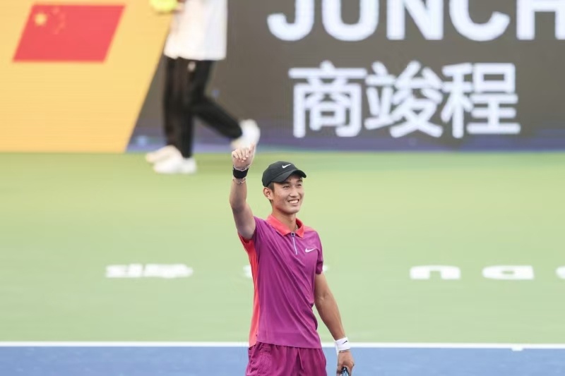 中国的小伙子们今天都太棒了，在成都和杭州两站ATP赛事收获了4胜1负的战绩，其中