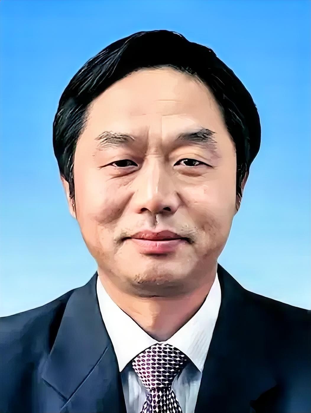 退休前突然被查，干了45年城建的金国发，到底哪一步踩空了？
2026年4月26日