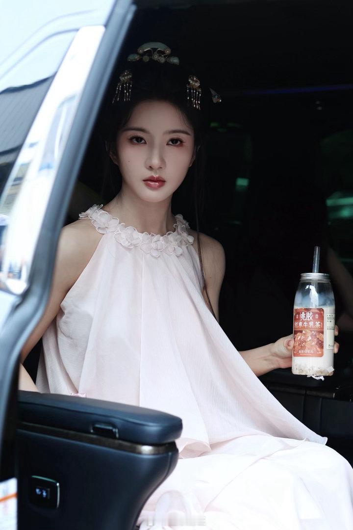 刘些宁🌹 
