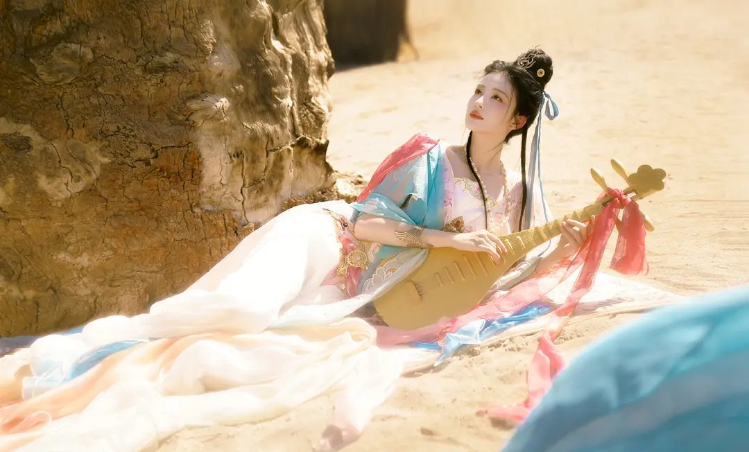 王楚然的神女图，大家觉得怎么样？ ​​​