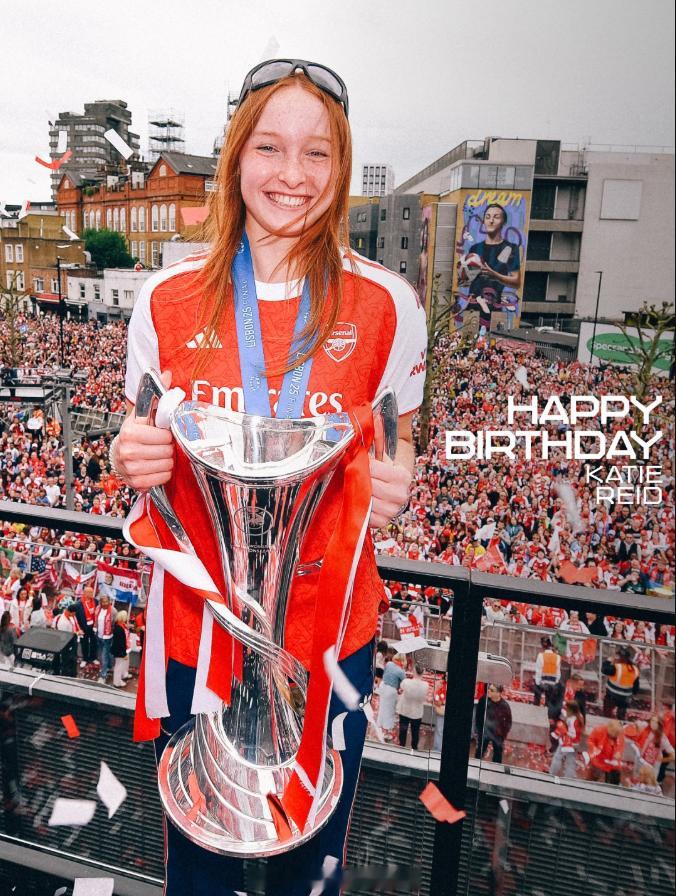 生日快乐，Katie! 🥳 阿森纳女足阿森纳著名教授 ​​​