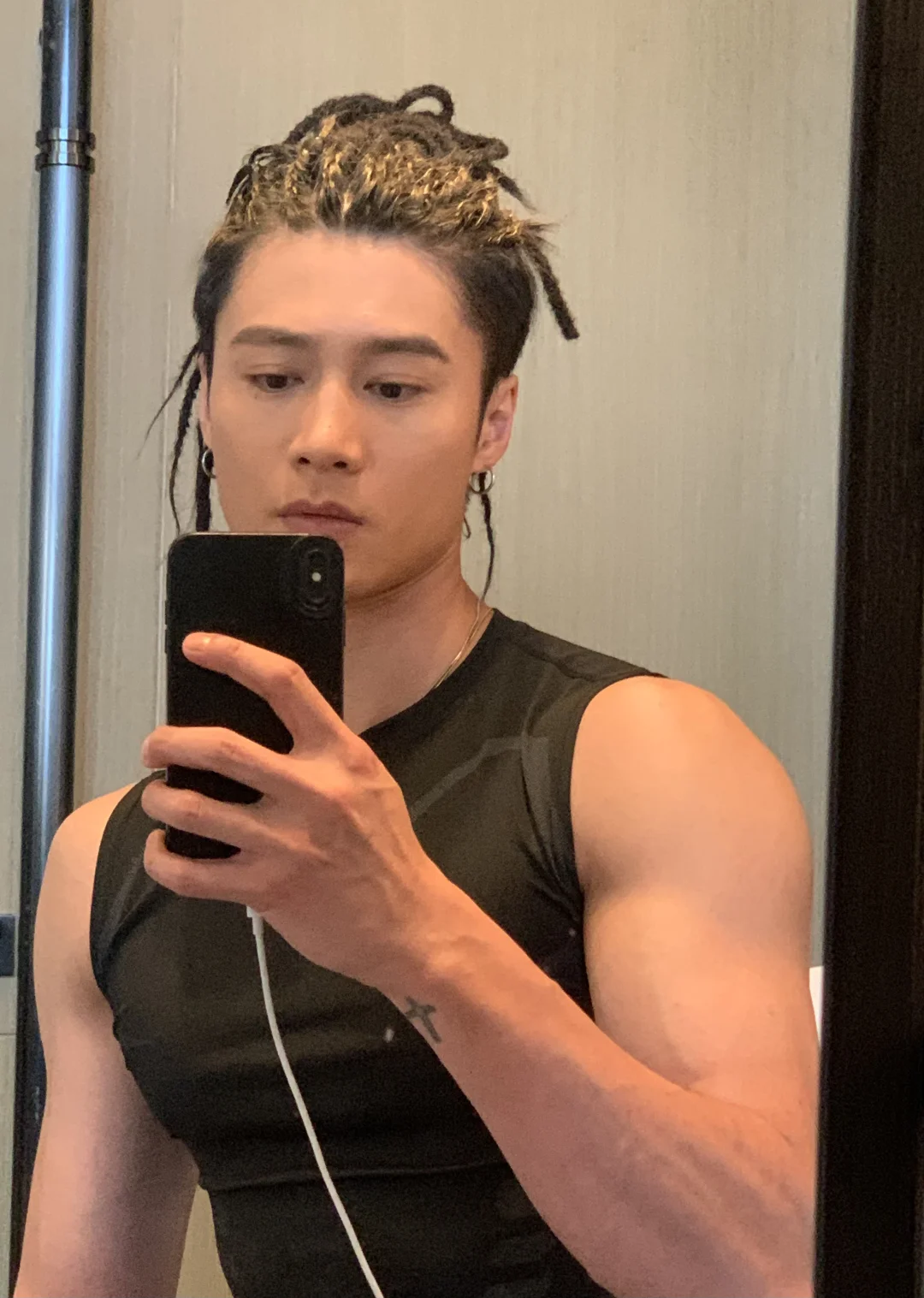 健身不如见人