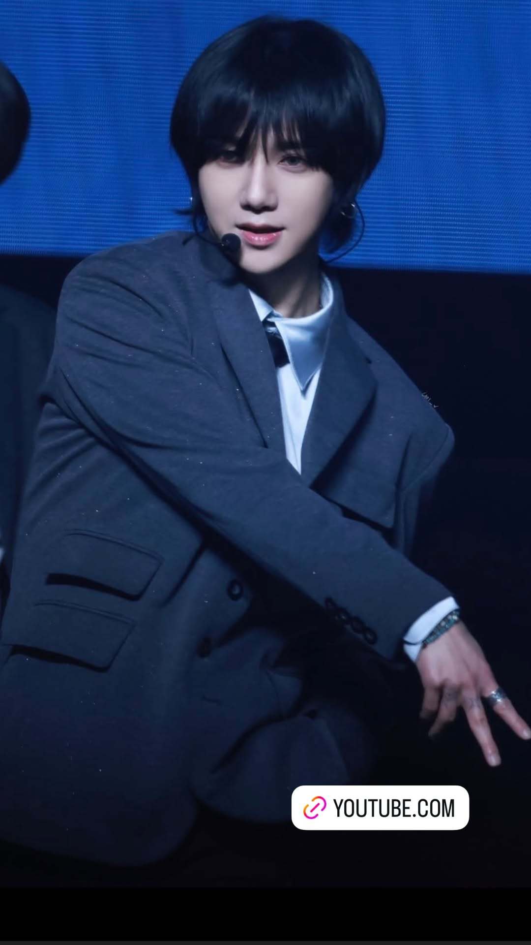 “CB百蓝_。260127金钟云 ins story更新： 