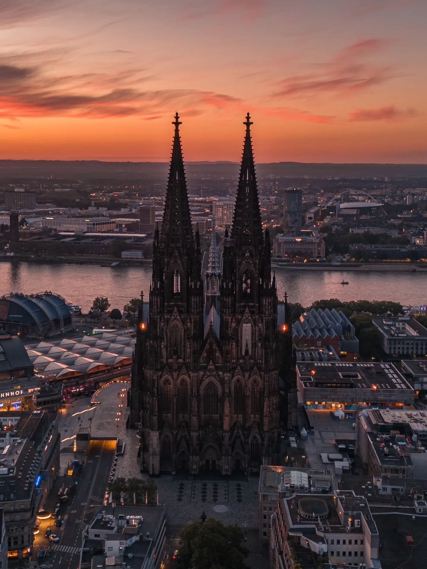 修建六百年的烂尾楼 是多少代人的心血⛪️。被誉为世界上最完美的教堂，花...