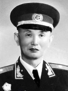 原天津警备区司令员：方之中将军