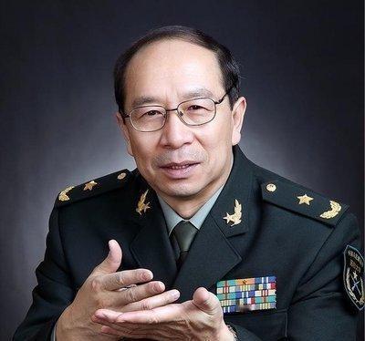 金一南将军曾抛出震撼言论，他说：“未来最可怕的不是核武器，是人工智能进入战场。对