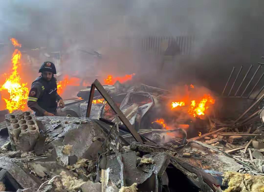 停火又悬了！这三点实在太诡异，和平彻底沦为闹剧
 
刚看到和平曙光，转眼就风云突