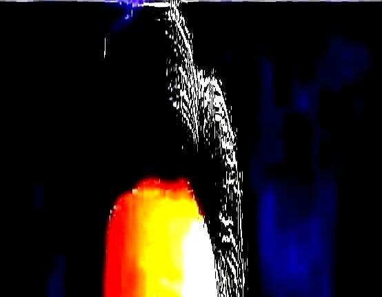 余皑磊一部戏涨了26倍片酬，不是运气，是市场终于醒过来了。
流量明星靠脸撑剧，观