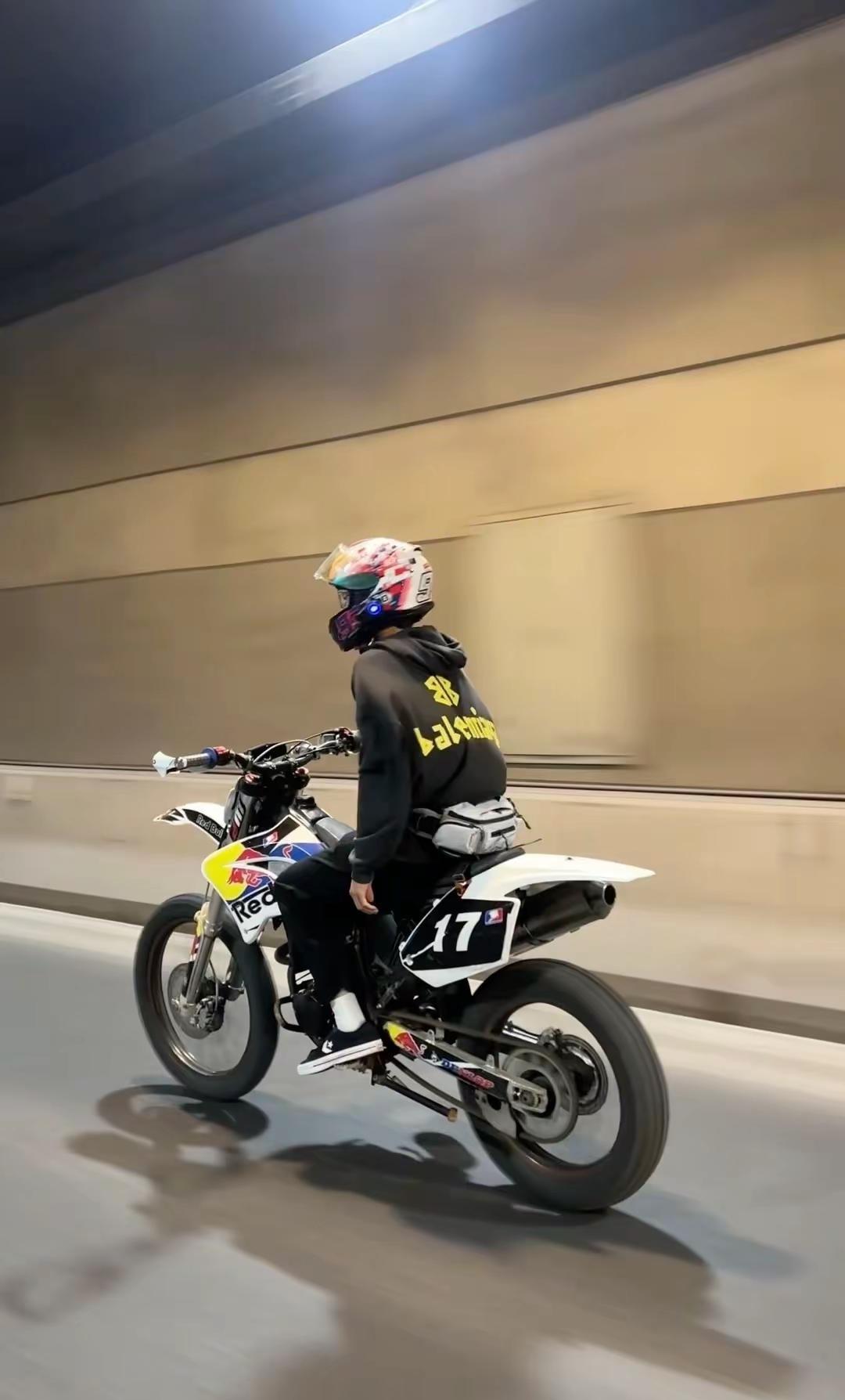 你男朋友还没有我车高呢 还想当网红？鑫源x2 高赛 双轮驱动bike 精神liv