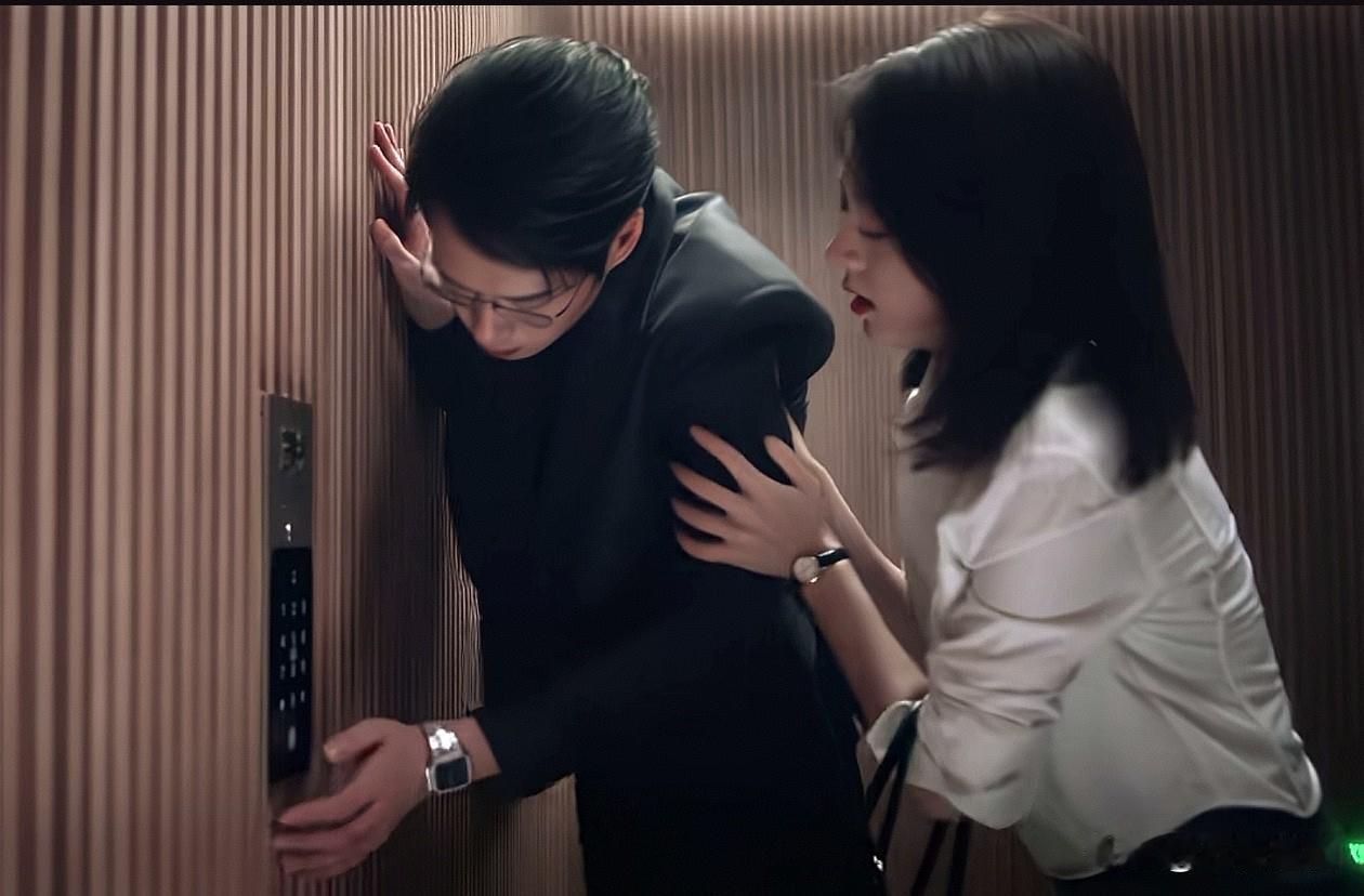 无可替代：男人三分醉演到你流泪，叶信之这一套小招儿，还会背圆周率
这一段路透的时