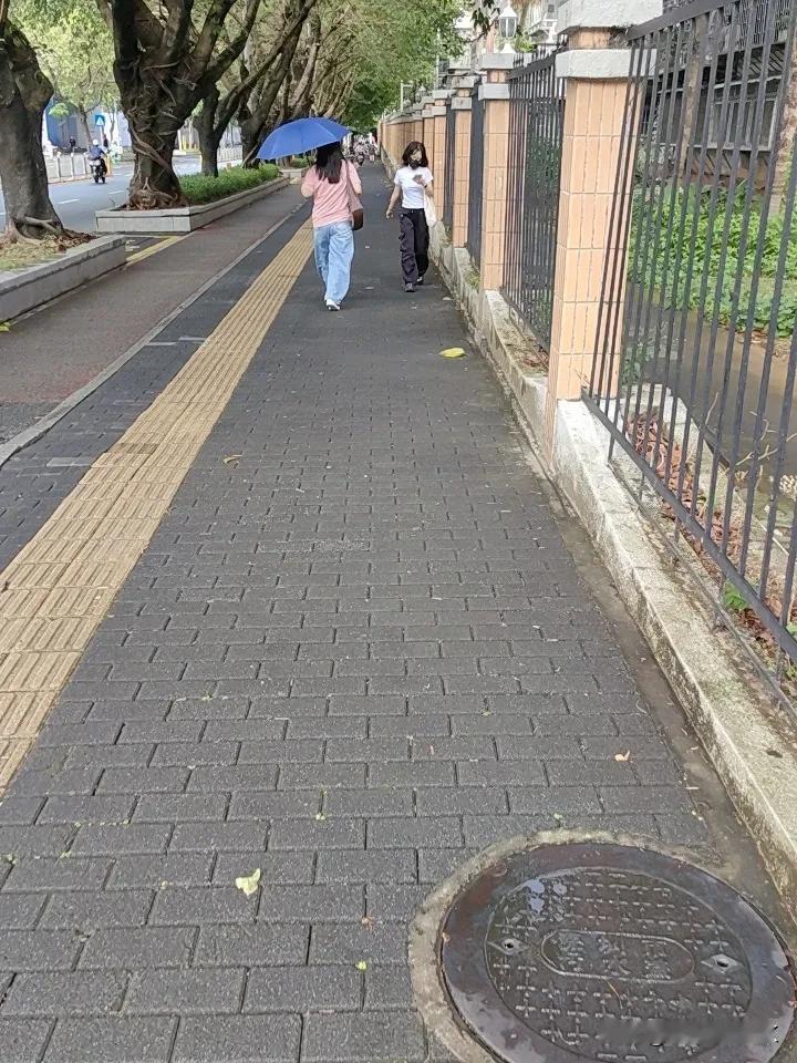 榆树科技昨日开盘上市，开盘价150，收盘价达到了惊人的1000。上涨了900%多