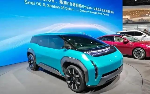 比亚迪王炸！能越野的MPV，一车变N舱太顶了

这次比亚迪在2026北京车展放王
