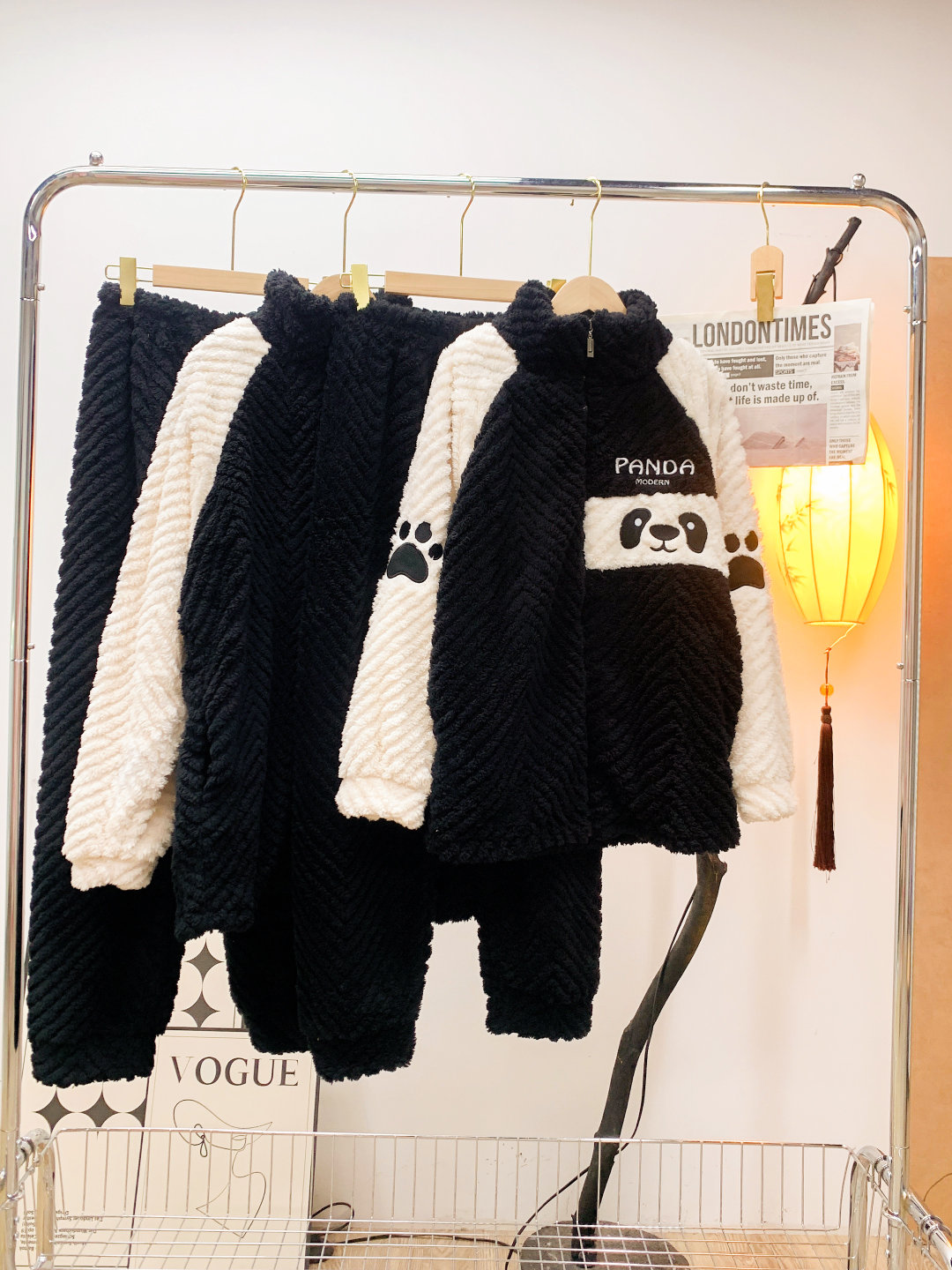 最近是不是总想着下班回家，能立马换上最舒服的衣服，然后窝在沙发里？古今这款冬季加