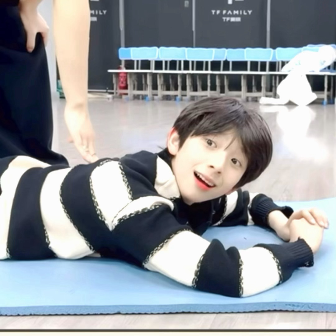 开肩之前的猪和开肩之后的猪 