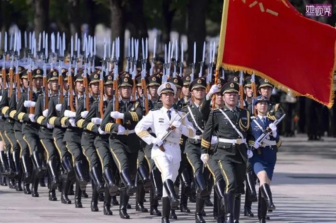 零误差的东方视觉盛宴，中国礼兵用细节征服世界瞩目。

在风云变幻的国际时事中，军