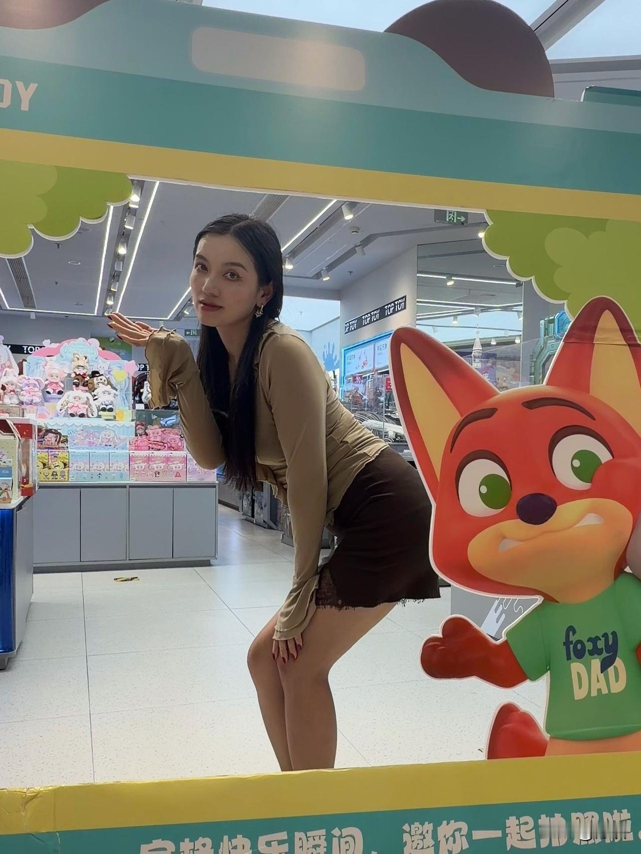 女人如何穿出含蓄的性感?