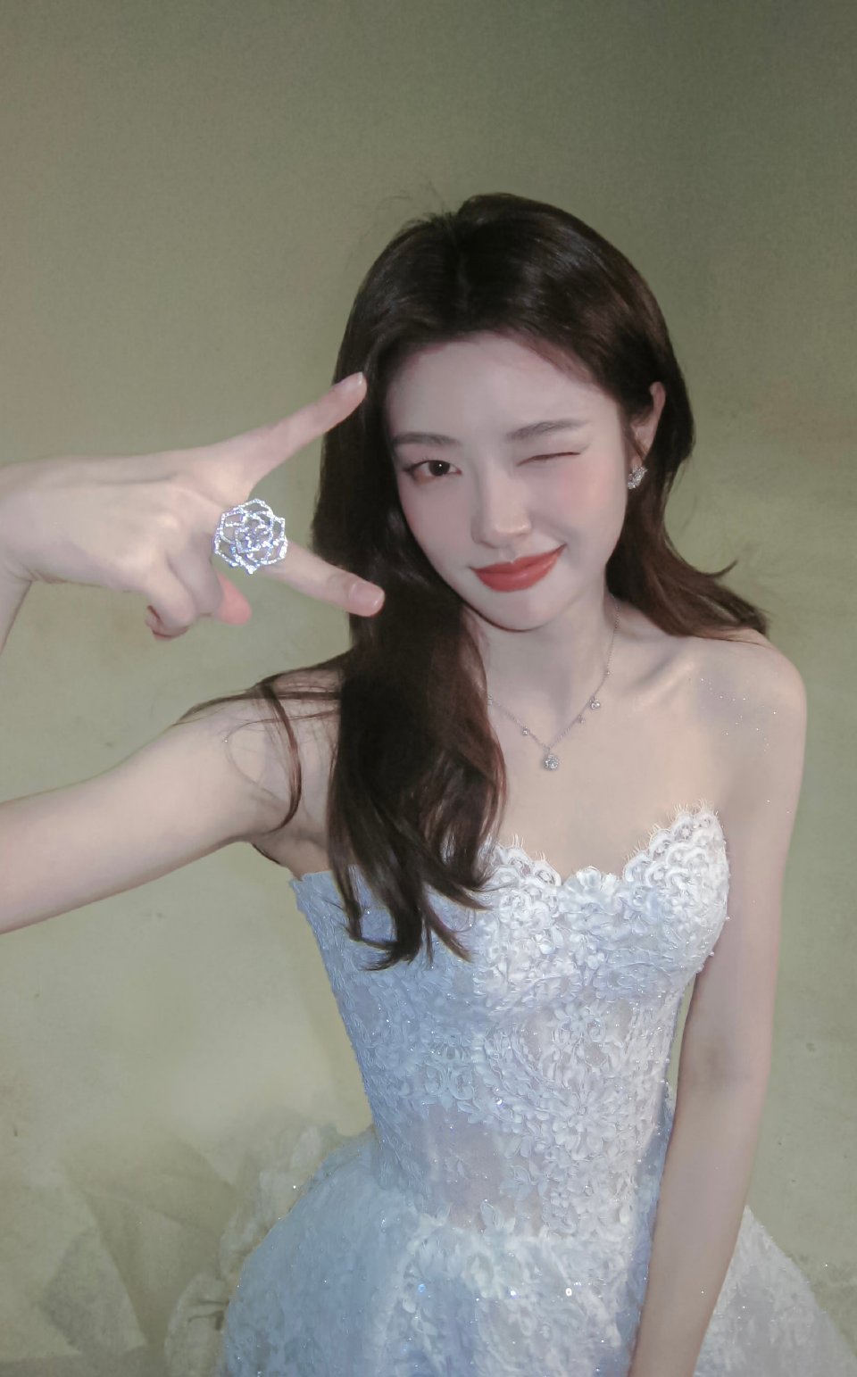 我家爱豆说啥了 “因为你们的存在对我来说就是一个非常棒的鼓励和靠山”      