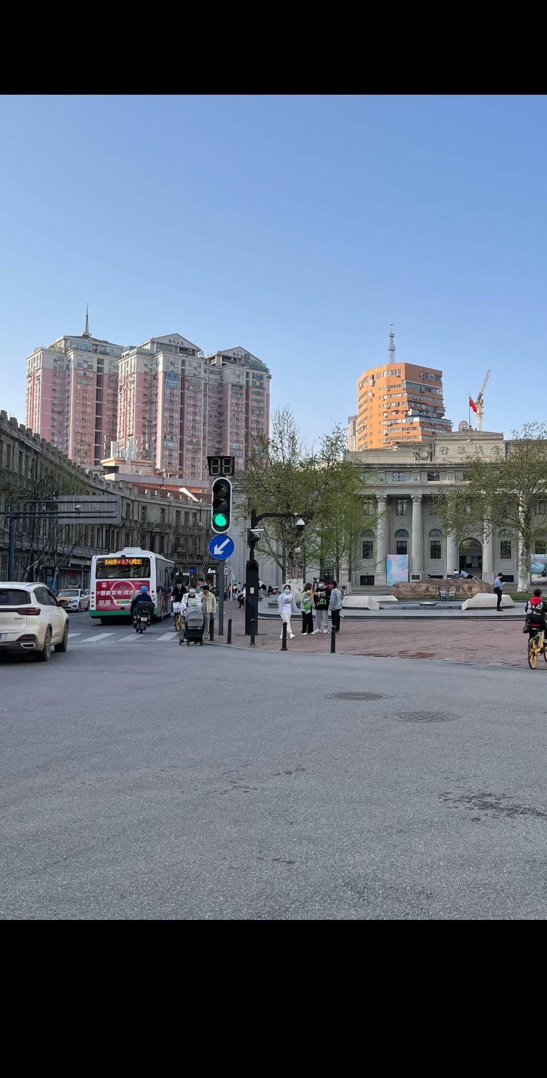 于海青：为何说武汉的老房子也很有特色？在武汉一些特别值得打卡的老房子也有不少，这