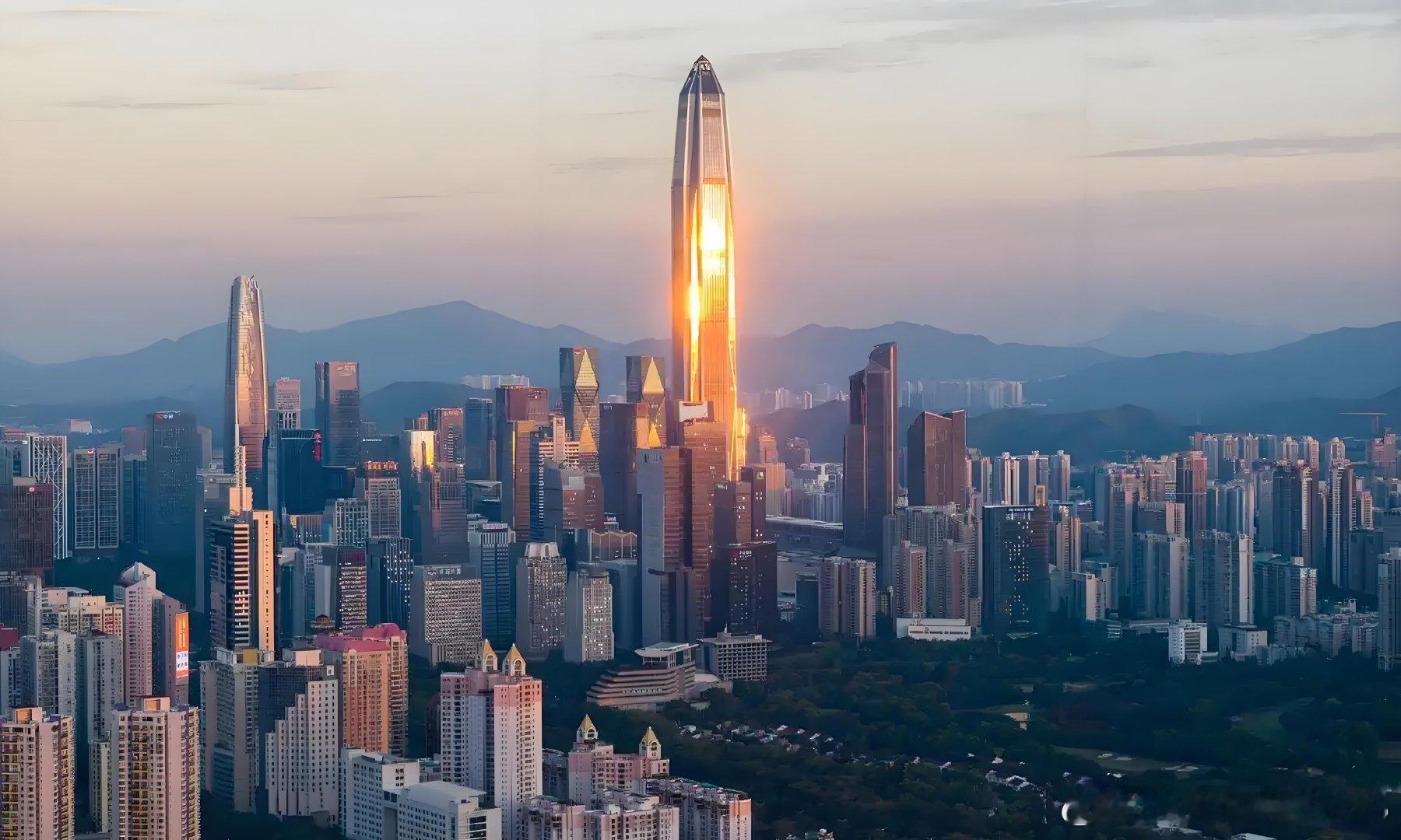 保险公司股价下跌时看好，上涨时也看好，回调时还是看好，多年前说的判断正在慢慢实现