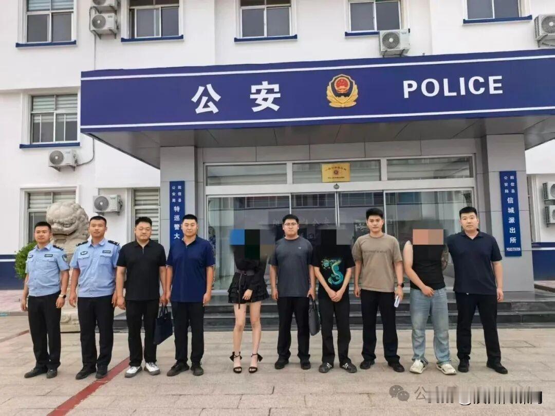 山东滨州一男子住店，店员暗示有按摩服务，他点了位漂亮姑娘。人刚进门，还没来得及做