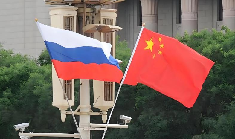 中俄这次成了，俄罗斯正式官宣。当地时间7月27日，俄罗斯外交部发言人扎哈罗娃在例