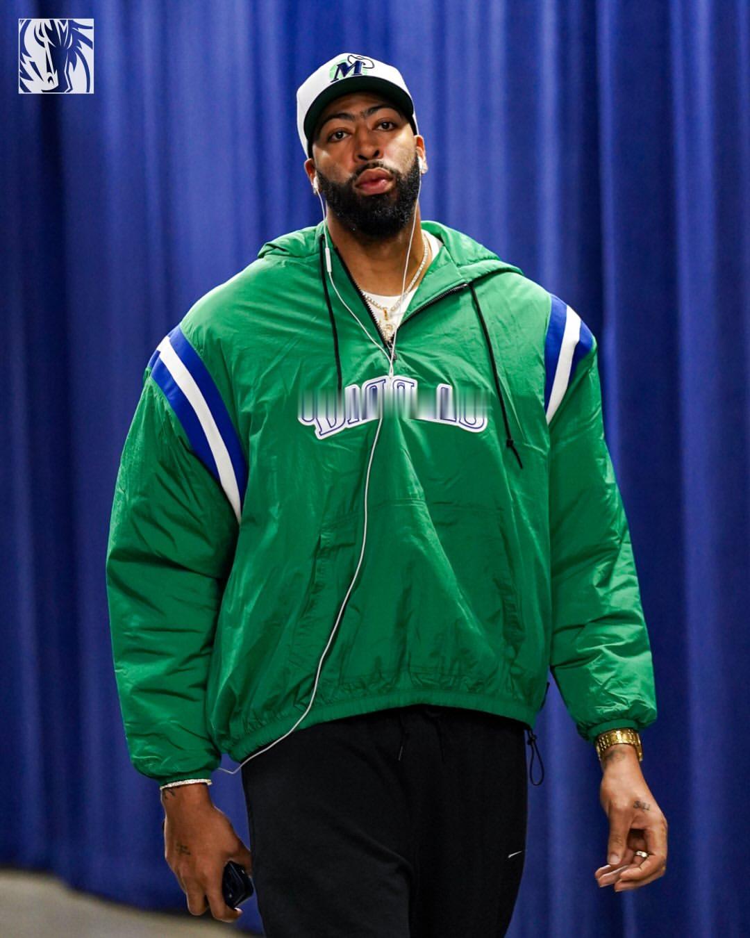 今天绿油油 安东尼戴维斯