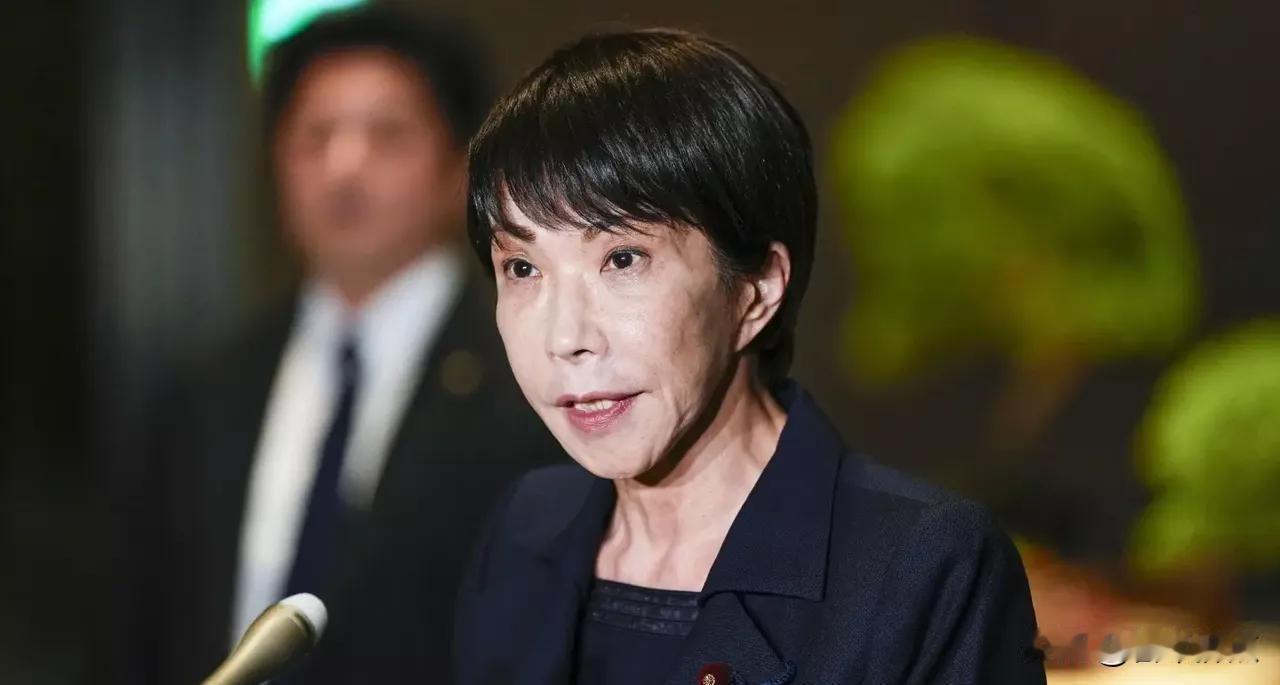 中国突然对日本几十家企业出手了，不是随便卡脖子，而是按法律条文一条条来。这事从1