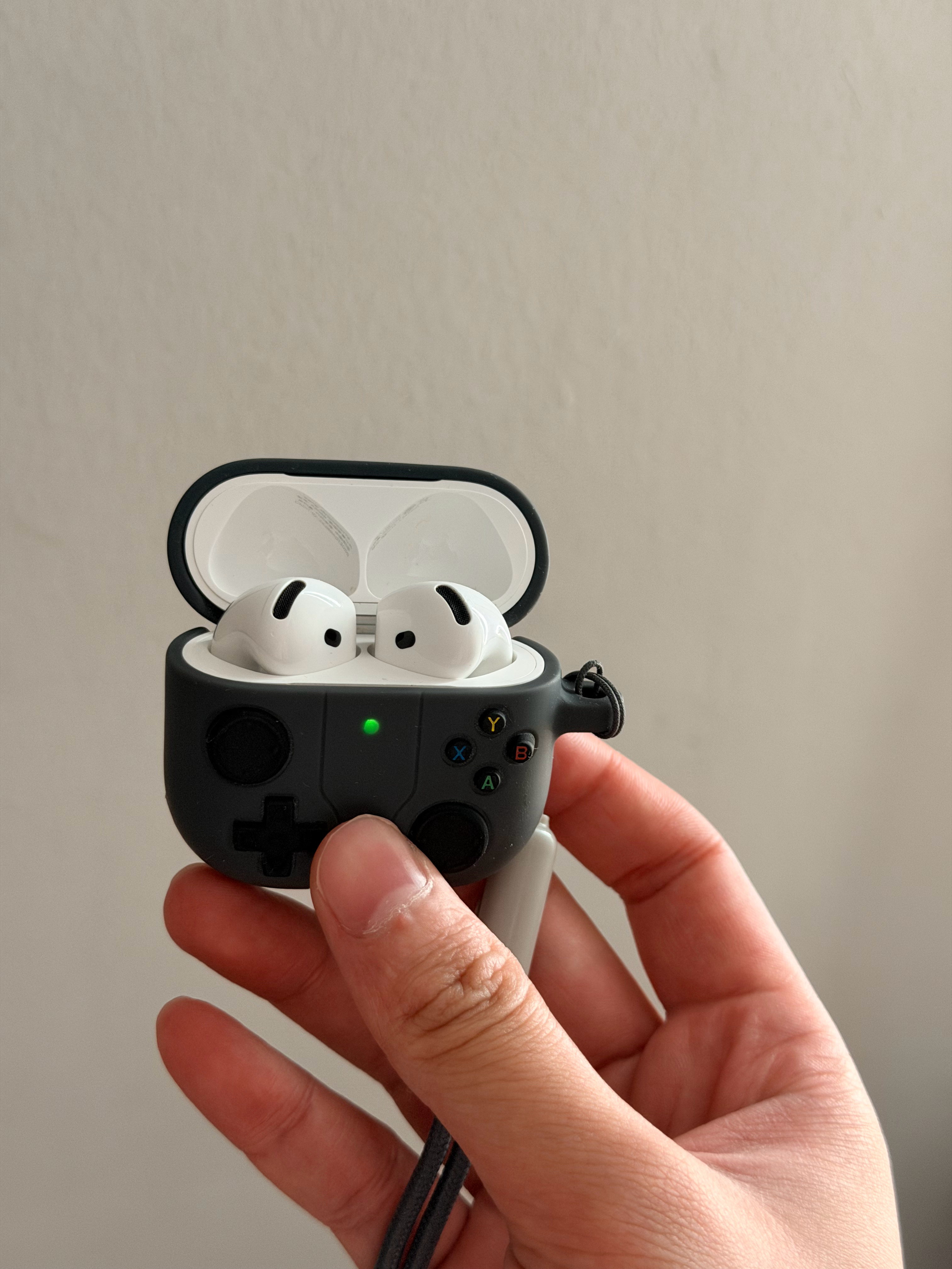 用不习惯入耳式的Pro我只关心今年会不会更新AirPods 5前年出的半入耳降噪