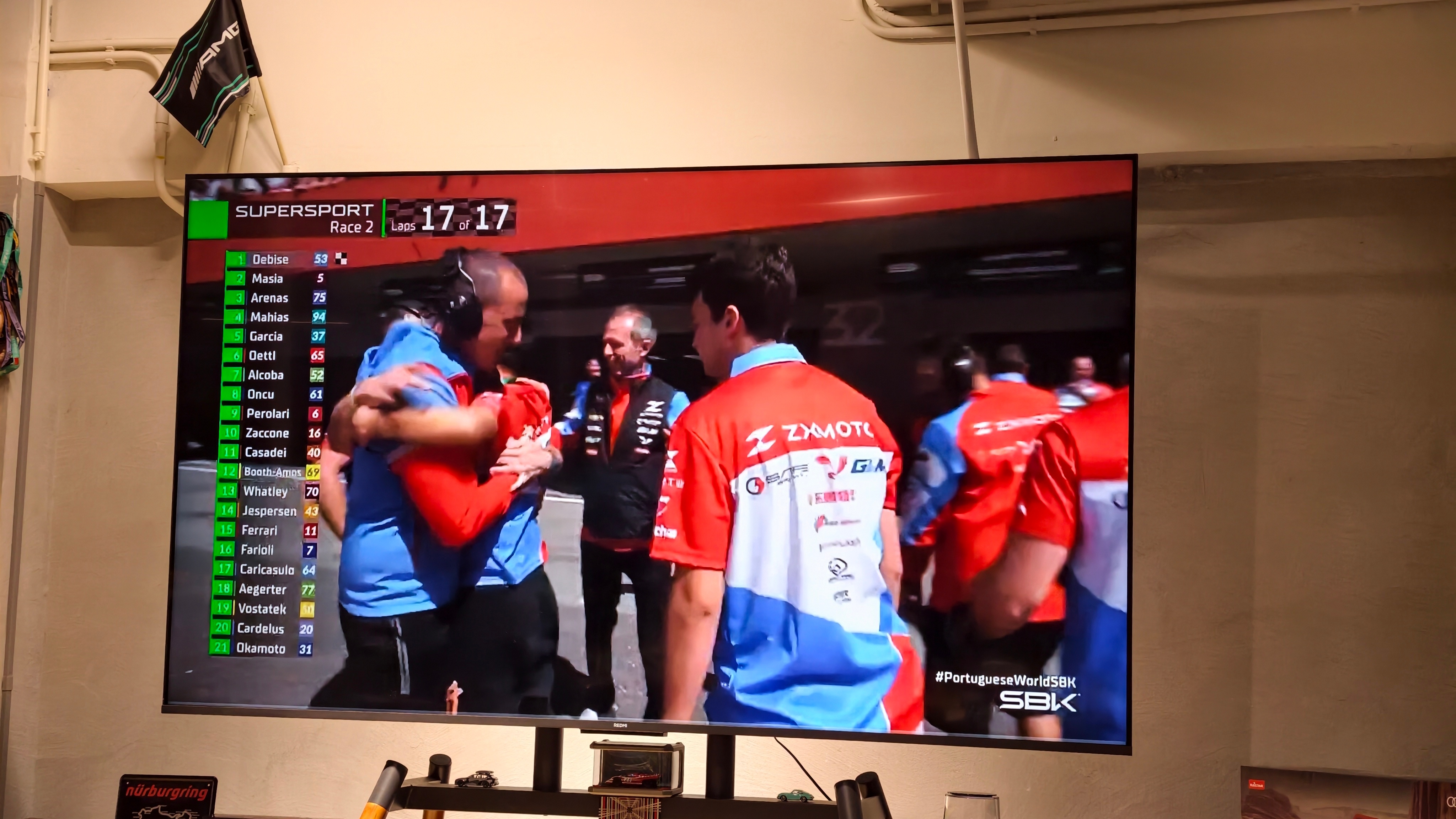 张雪机车两连冠一个张雪，一个领克，都是好样的