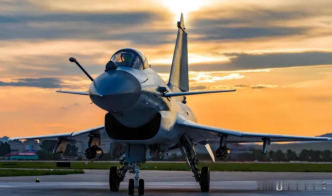 5·7印巴空战落幕。巴基斯坦军工出口迎来爆发式增长。
 
半年时间，订单金额突破