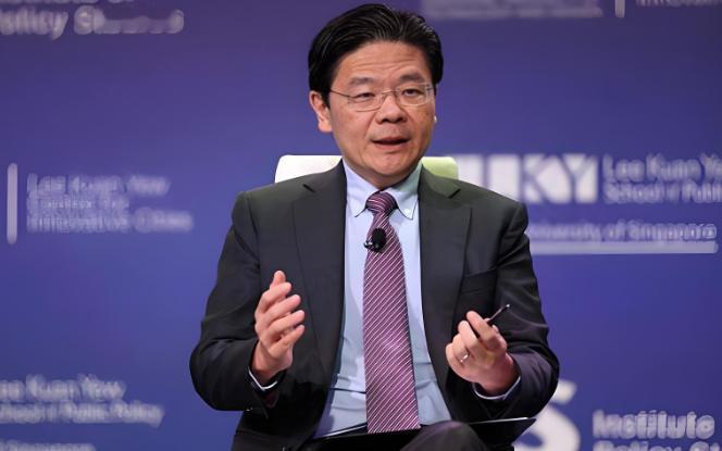 果不其然，
新加坡总理黄循财表态会跟随美国搞芯片封锁！

12月23日，新加坡总