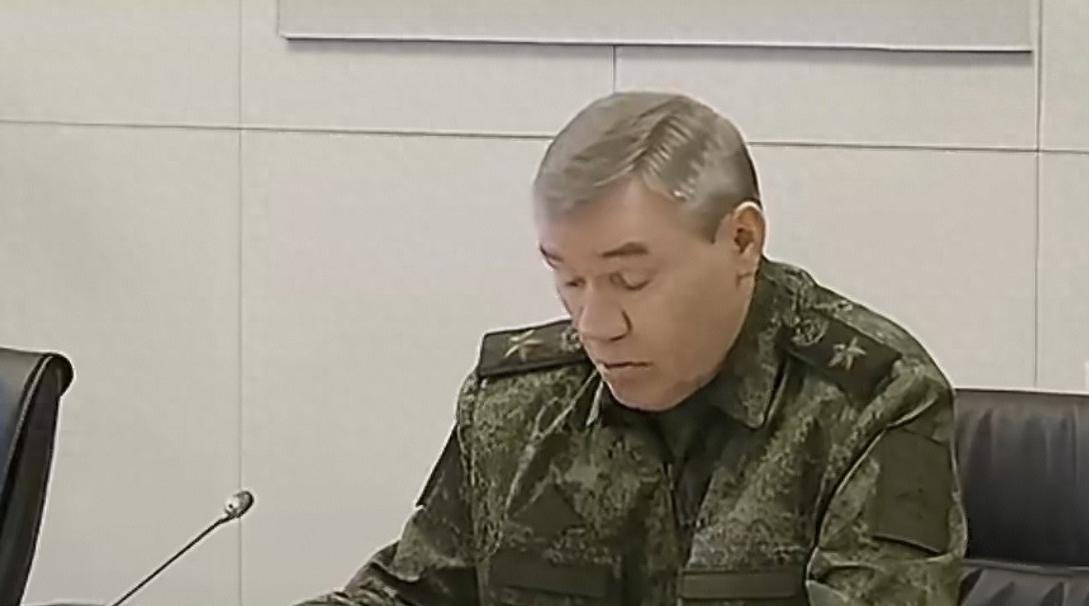 乌军怎么能不打败仗！乌专家：前线居民为俄军及渗透小组提供帮助

战争胜负拼的不只