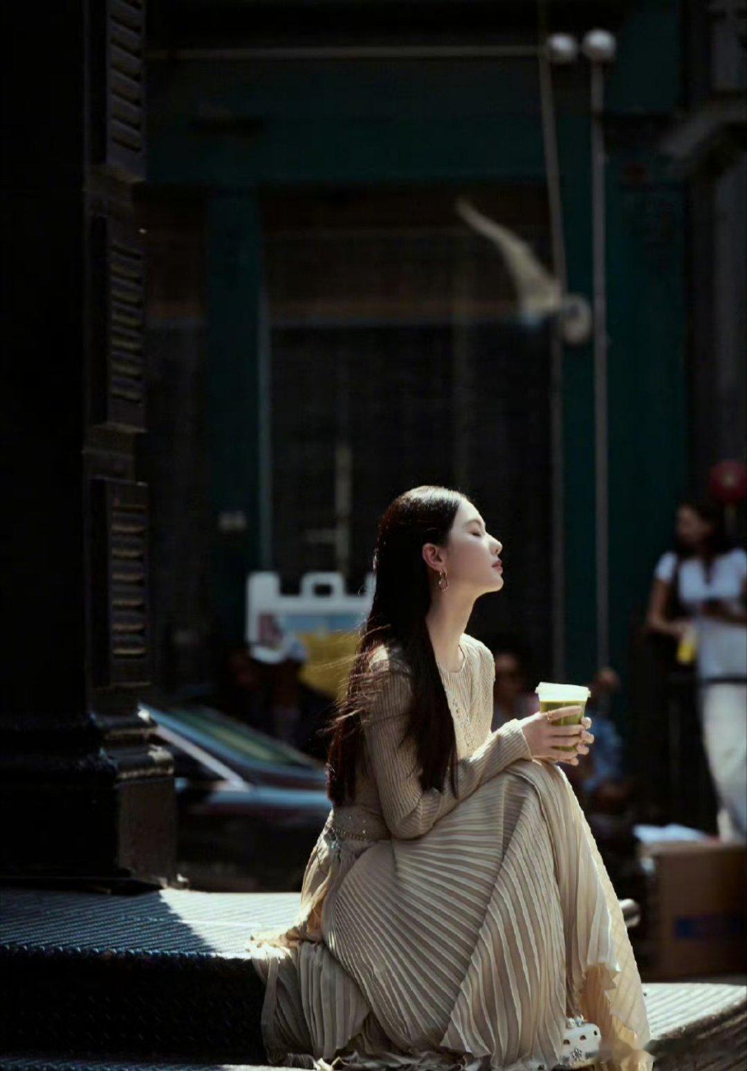 刘诗诗这种与世隔离的美人感在内娱没人比得上吧[苦涩][苦涩][苦涩] ​​​