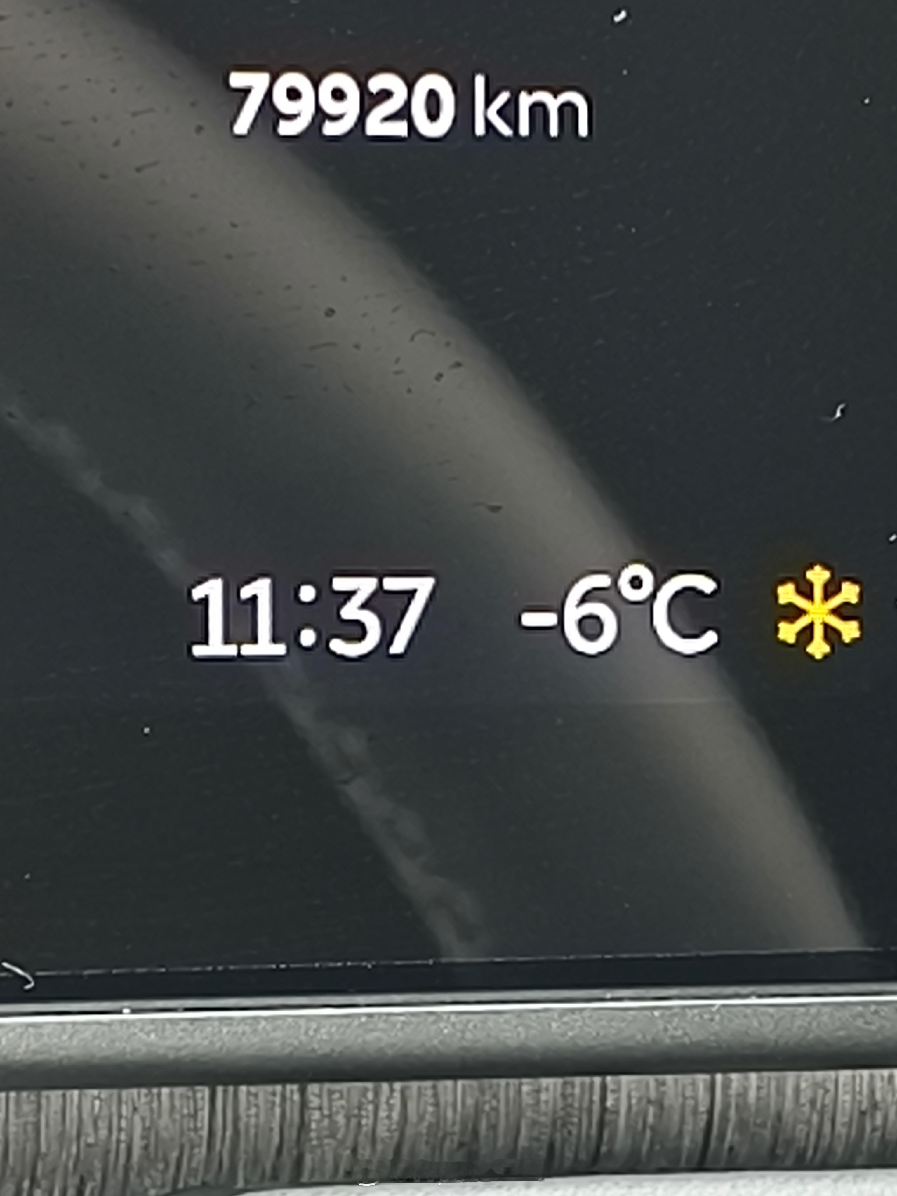 夏季胎 在夏季胎的边缘疯狂试探 