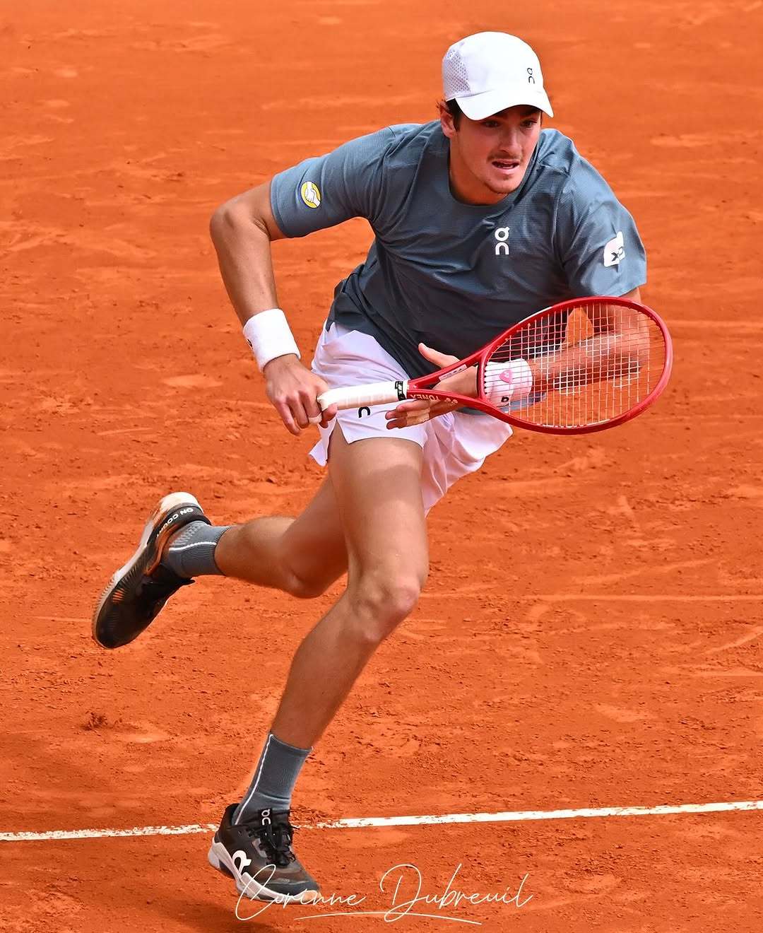 梅德韦杰夫吞双蛋不敌贝雷蒂尼，卢布列夫仅得5局惨遭博格斯淘汰，兹维列夫决胜盘大逆