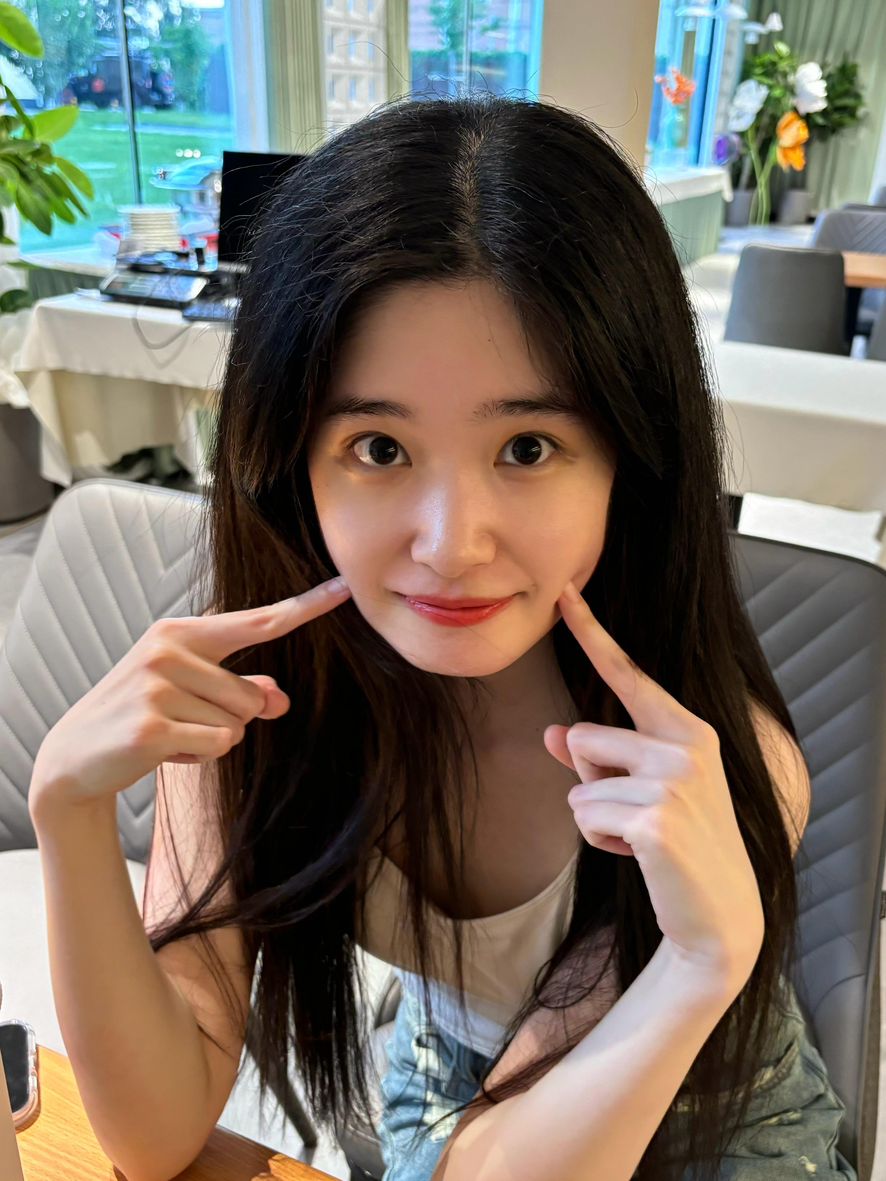 陈童[超话]  🙋‍♀️ ​​​