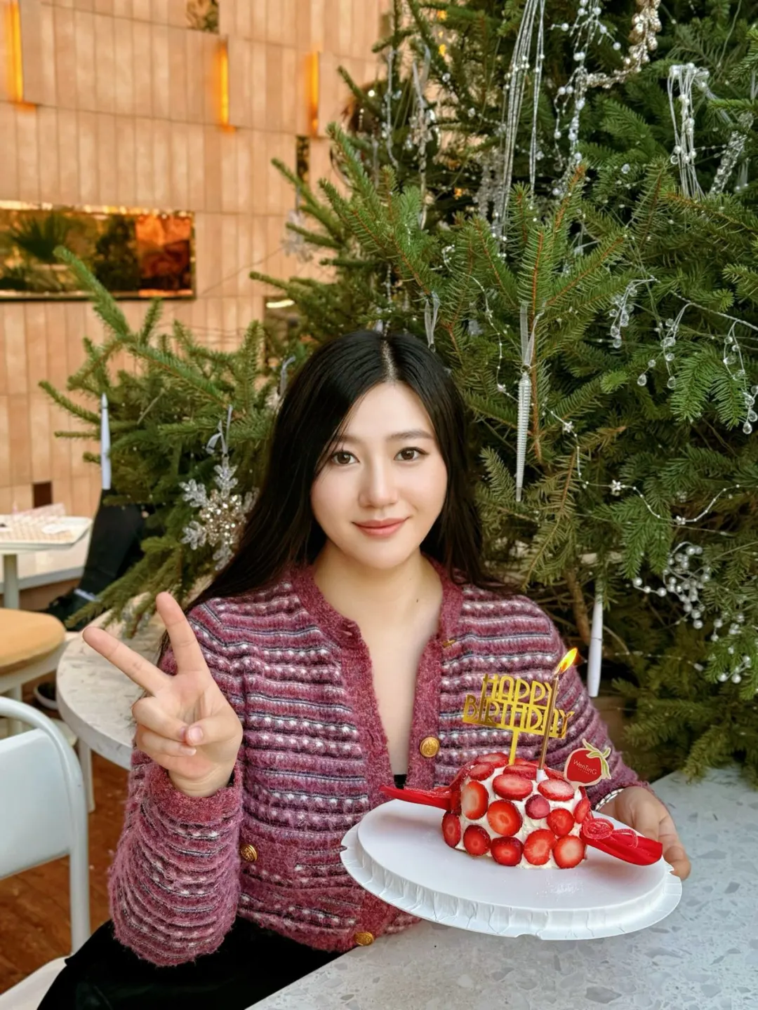 草莓控zui爱❤️等了一年终于…