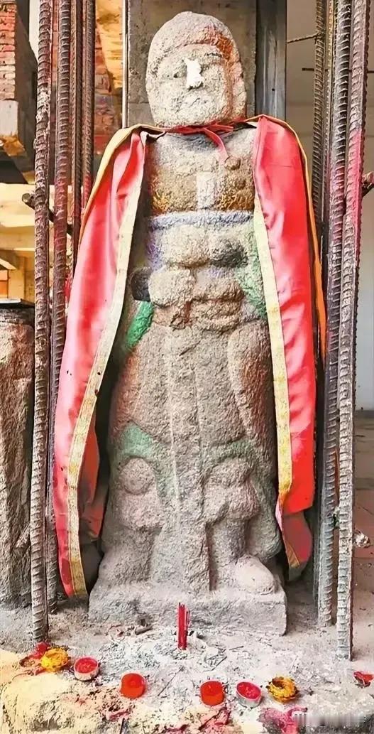 宋末二帝，宋端宗赵昰、宋怀宗赵昺逃难到晋江时，有三个地方与宋末二帝息息相关，金井