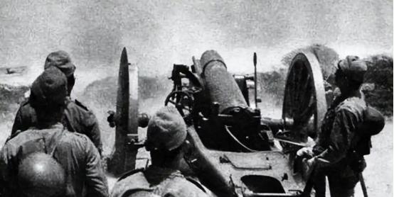 1943年，日军两个大队杀入山西太岳，陈赓却下令别打，让上万百姓挖断百里公路，1