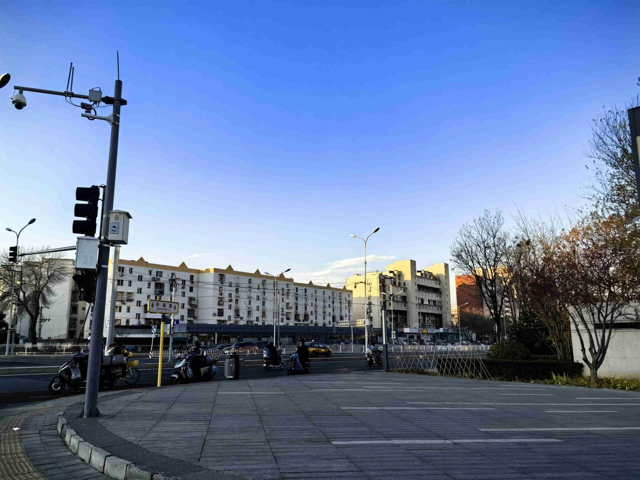 我的今日状态：😁轻松愉快
我这里的天气：☀️晴天