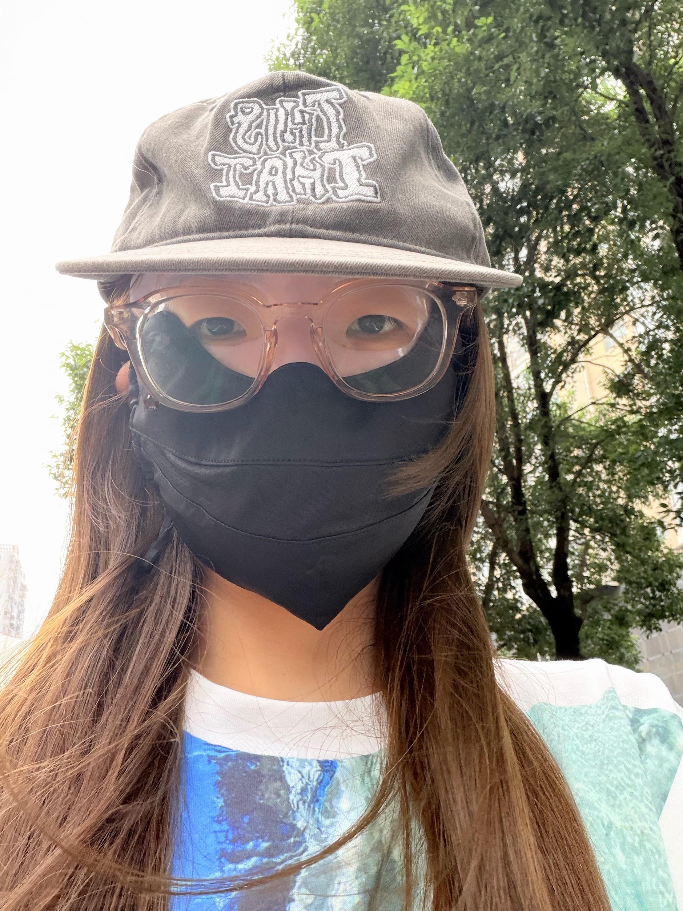 有人看得出来我面膜还没撕吗 ​​​