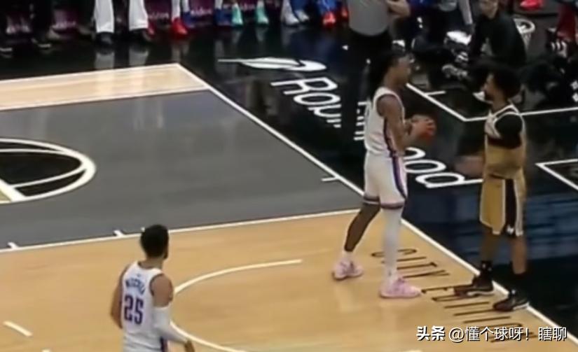 雷霆真是欺人太甚，总是以为人家会惯着他
会偏袒他们，这次连裁判都看不下去了
奇才