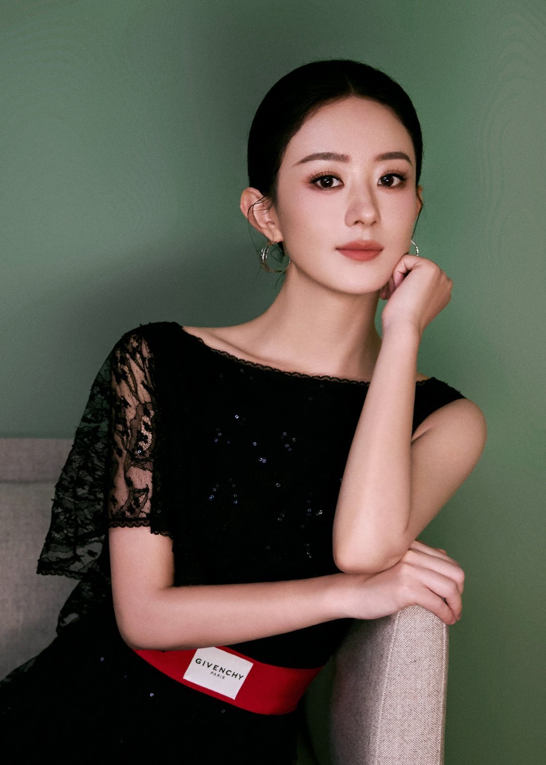 赵丽颖赵丽颖出道二十周年 zly二十春秋同伴颖,万里乘风且徐行 “喜欢不会淹没于