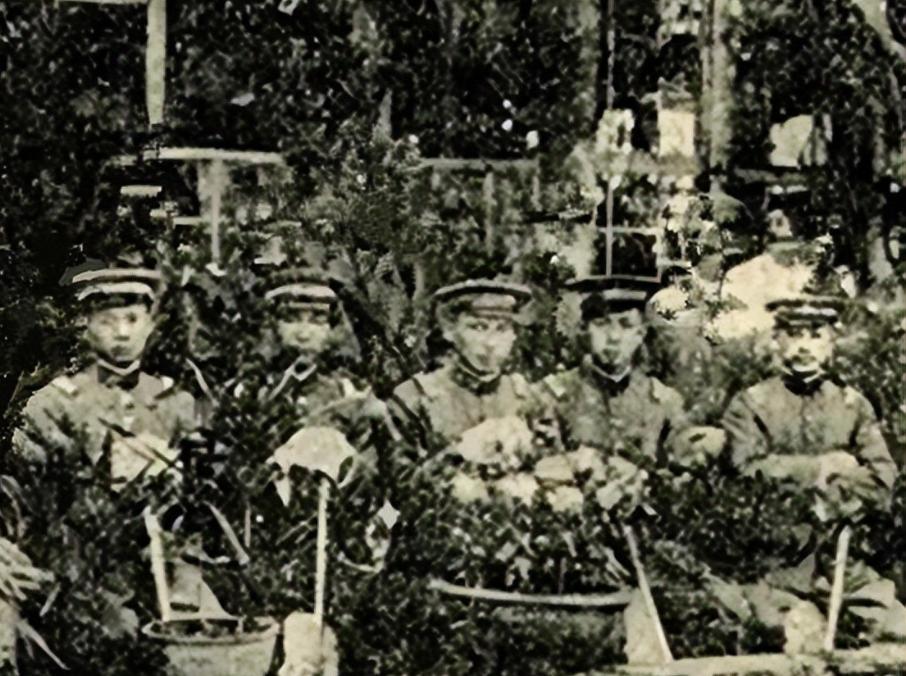 手握七千精兵的薛岳，为何1927年执意辞师长？外人全看错了。很多人不知道，抗日战