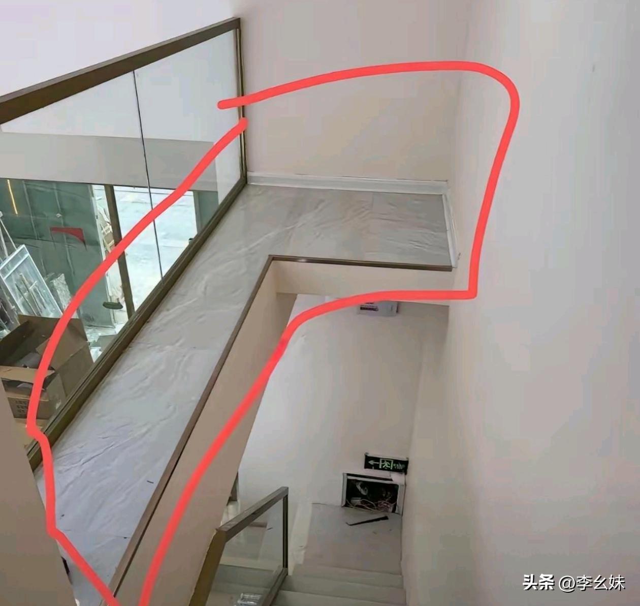 楼梯口这个地方能设计成啥