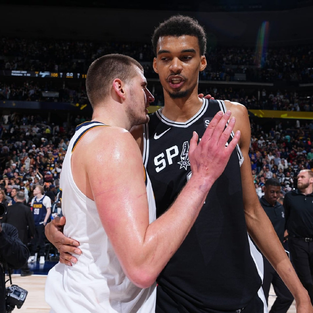 打不过就跑石锤了！！！最近的约老师采访还有文班亚马的戏份，这胖子的金句又来了🃏